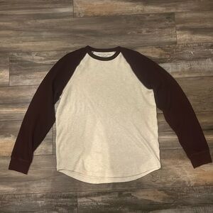 Men’s American Eagle Long Sleeve